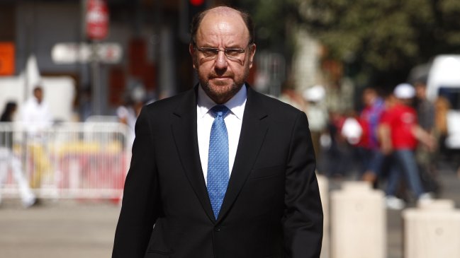 Ex canciller Alfredo Moreno asume como nuevo director de Banco Penta