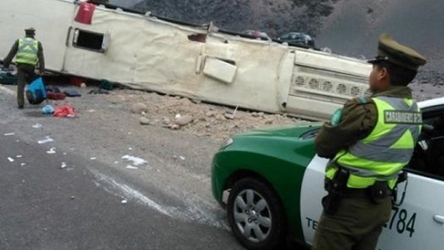 Mortal accidente carretero de bus en Arica