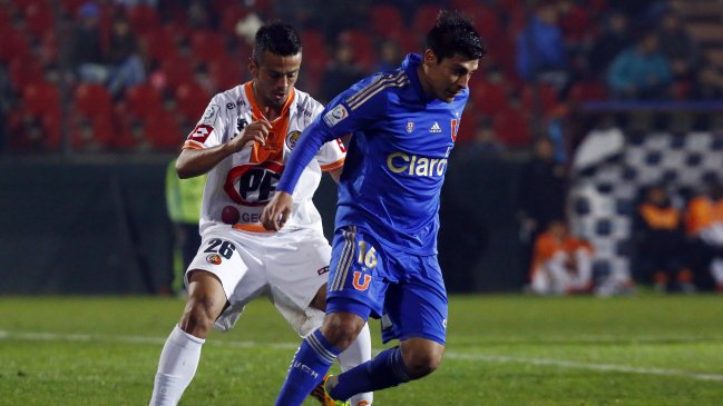 Universidad de Chile empieza la defensa de su título ante Cobresal
