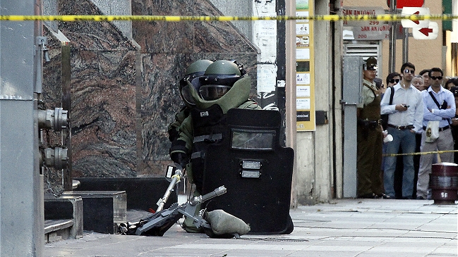 Falsa alarma de bomba movilizó al GOPE al centro de Santiago