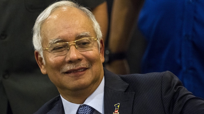 Presidente malasio infectado con bacteria tras visitar zona de inundaciones