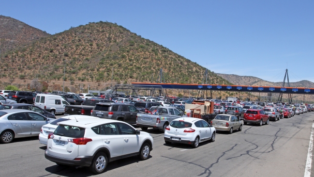 Carabineros: 19 fallecidos en las carreteras en primer fin de semana largo del 2015