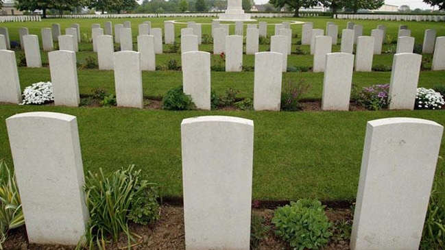 La bebé gitana a la que le negaron el entierro en Francia