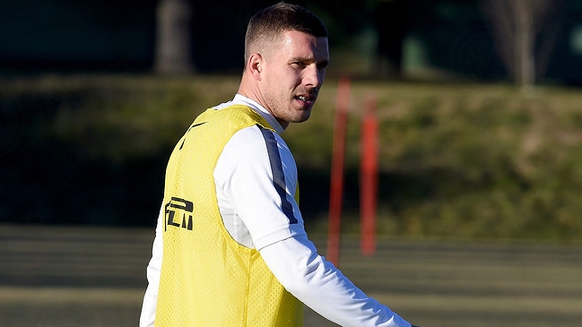 Lukas Podolski ya es compañero de Gary Medel en Inter de Milán