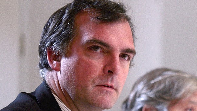 Dueño de Penta pidió al timonel UDI que hiciera gestiones contra Ley de Isapres