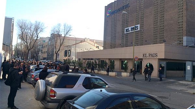 Policía desalojó edificio del diario El País por artefacto sospechoso