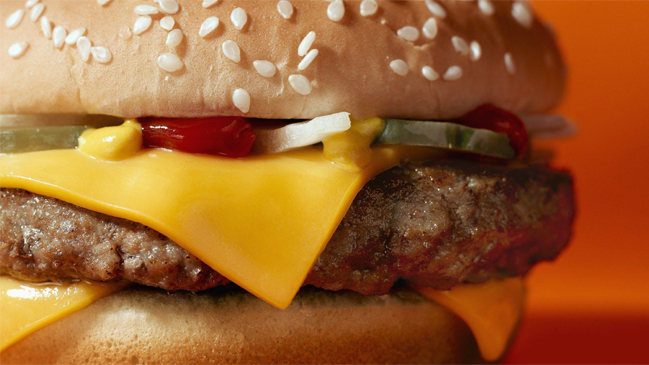 McDonald's se disculpó por diente que apareció en su comida
