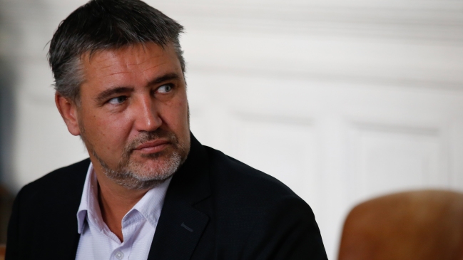 Rossi abandonó molesto la comisión unida de Educación y Hacienda