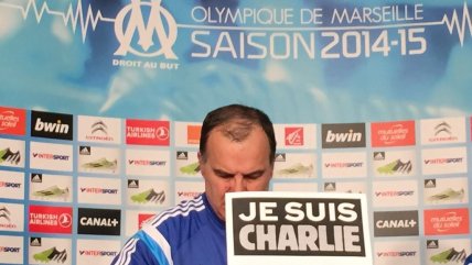   Olympique de Marsella ‏y Bielsa se sumaron al homenaje a víctimas del terrorismo 