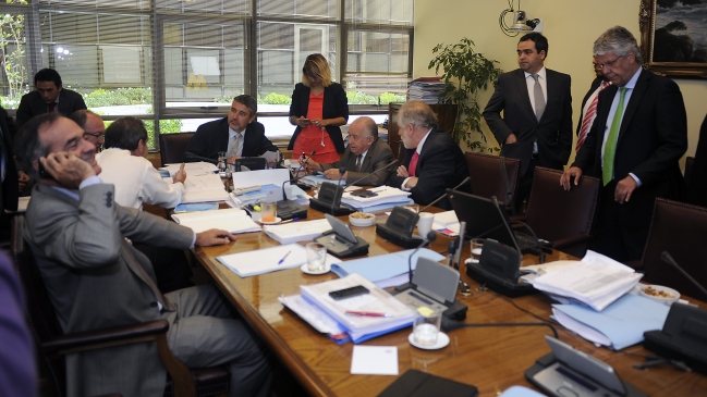 Comisiones unidas continuaron votación de Reforma Educacional