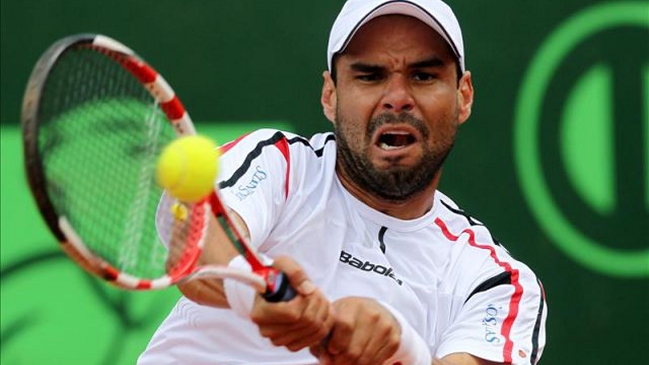 Alejandro Falla y Diego Schwartzman avanzaron en el ATP de Auckland