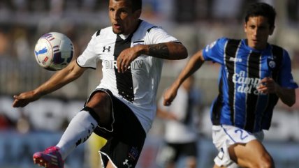 Colo Colo sufrió para conseguir su primer punto ante Huachipato