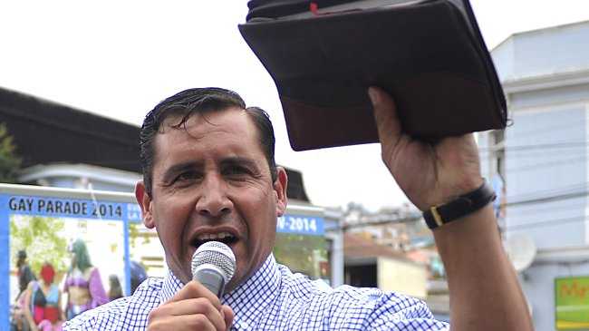 Gobierno también se querellará contra el autodenominado 