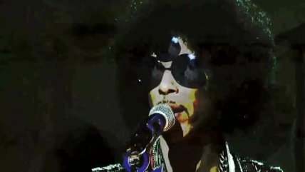 Prince estrenó nuevo video con un toque 