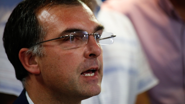 Diputado PC: Ernesto Silva ha puesto a la UDI al servicio de Penta