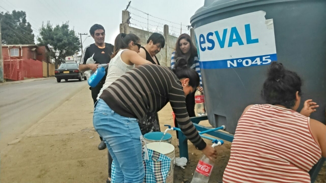 Corte de agua en Valparaíso afecta a 60 mil personas