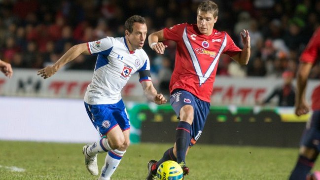 Tiburones Rojos de Veracruz igualó con Cruz Azul con presencia de Fernando Meneses