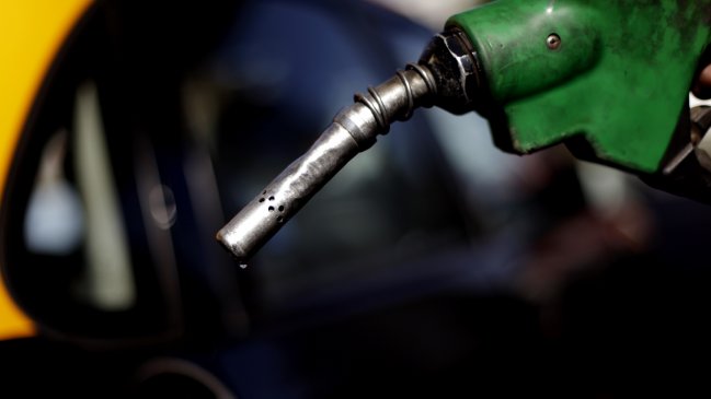 Combustibles: Dirigente acusa que Fisco 