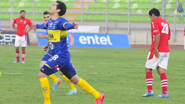 Everton venció a La Serena y sigue buscando la cima en Primera B