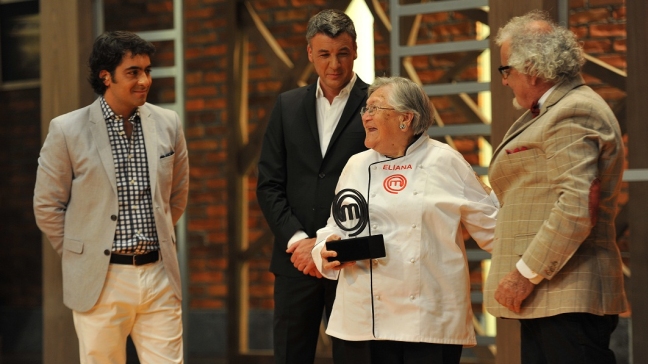 Emotiva despedida tuvo la abuelita Eliana en 