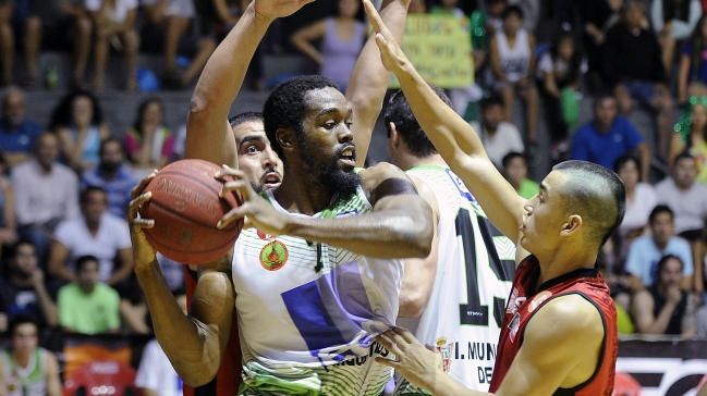 Deportes Castro avanzó a la final de la LNB y será rival de Colo Colo