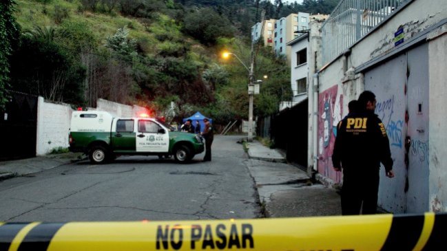 Carabinero grave tras recibir disparo en allanamiento en San Bernardo