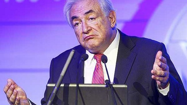 Ex director del FMI enfrentará a la justicia: Lo acusan de red de prostitución