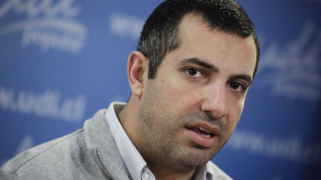 Hasbún: Lo que Bachelet quiere en el fondo es el aborto en general