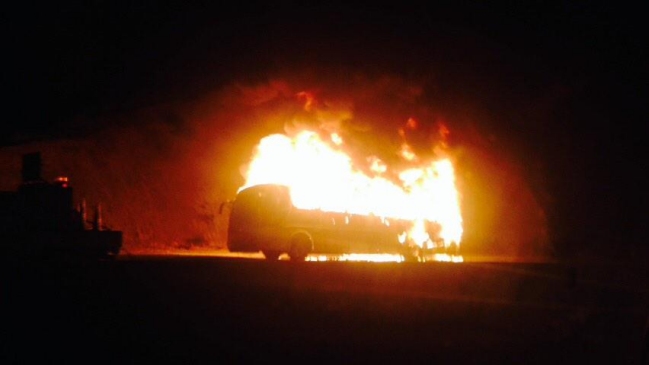 Bus de pasajeros se incendió en Ruta 68
