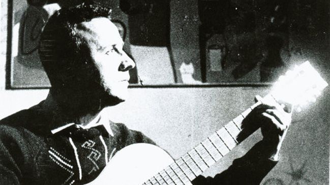 Preparan homenaje a Rolando Alarcón en el Cementerio General