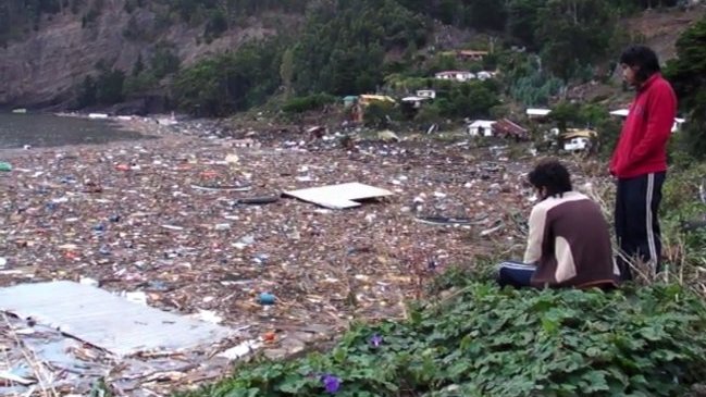 Fisco fue condenado a pagar 110 millones a familia de víctima del 27-F en Juan Fernández