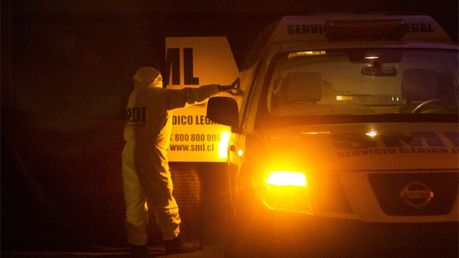 Investigan muerte de dos adultos mayores en playa Loncura de Quintero