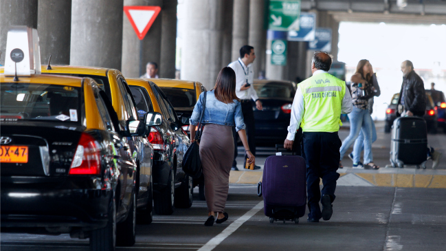 Con cámaras de seguridad fiscalizarán taxis 