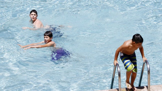 Recomendaciones para evitar accidentes de niños en piscinas