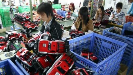 Experto enseñó cómo emprender importando productos desde China