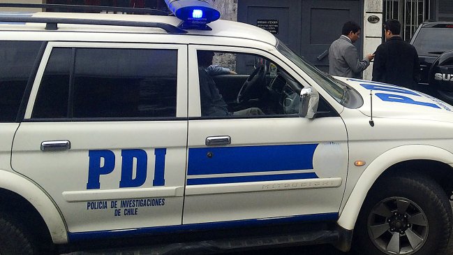 Prisión preventiva para mujer que participó en balacera frente a botillería en Las Condes