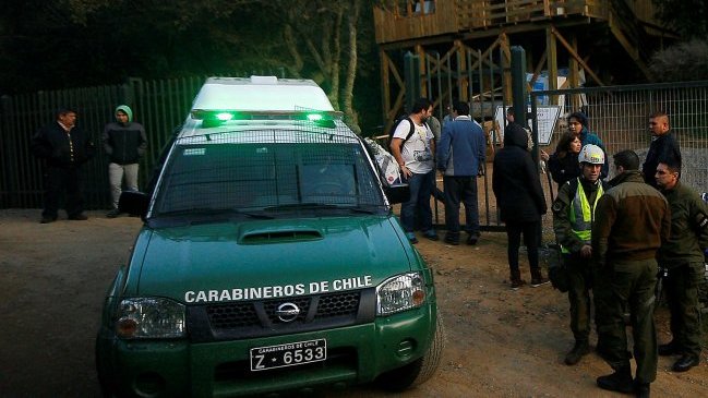 Menores de edad agredieron y asaltaron a una pareja en Melipilla