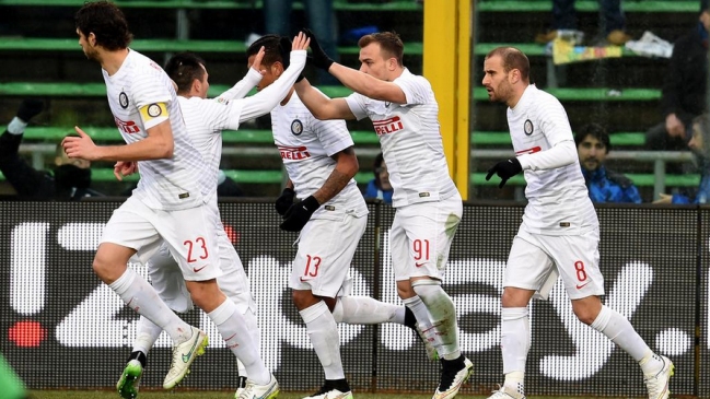 Gary Medel e Inter vencieron con claridad a Atalanta de Carlos Carmona y Mauricio Pinilla