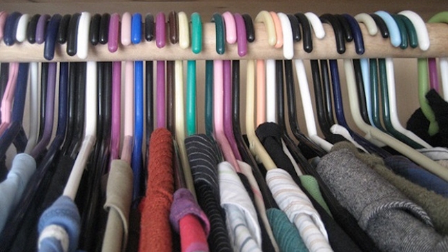 PDI incautó 400 artículos de ropa falsificada en Viña del Mar