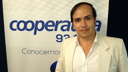   Ufólogo analizó como el fenómeno ovni se ha ido instaurando poco a poco en Chile 