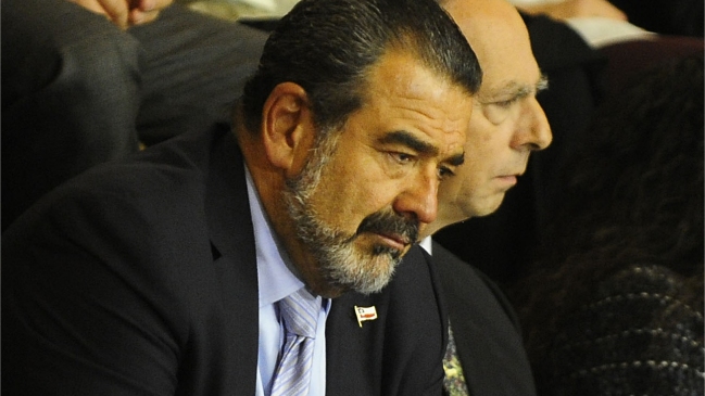 Luksic asumió responsabilidad por reunión con Sebastián Dávalos y su esposa