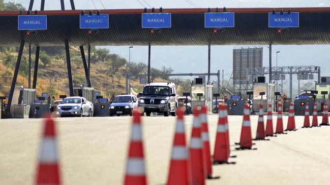Cerca de 275 mil vehículos volvieron a Santiago a una semana de inicio del año escolar
