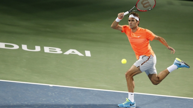 Roger Federer batió a Fernando Verdasco en octavos de final de Dubai