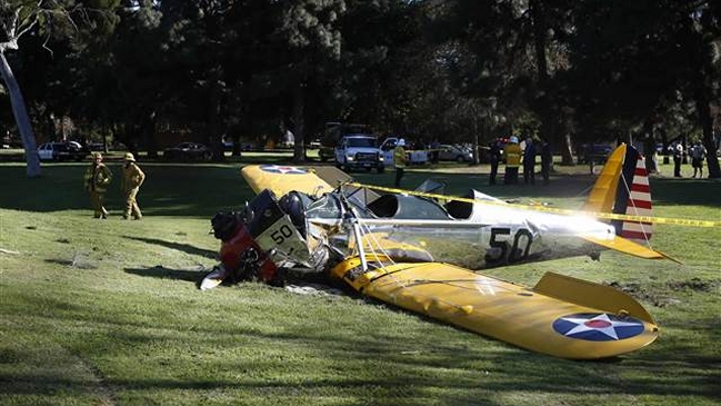 Harrison Ford quedó herido de gravedad tras sufrir accidente aéreo