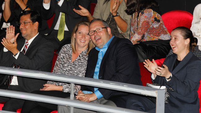 Caval: Fiscalía solicitó antecedentes bancarios de Sebastián Dávalos y Natalia Compagnon