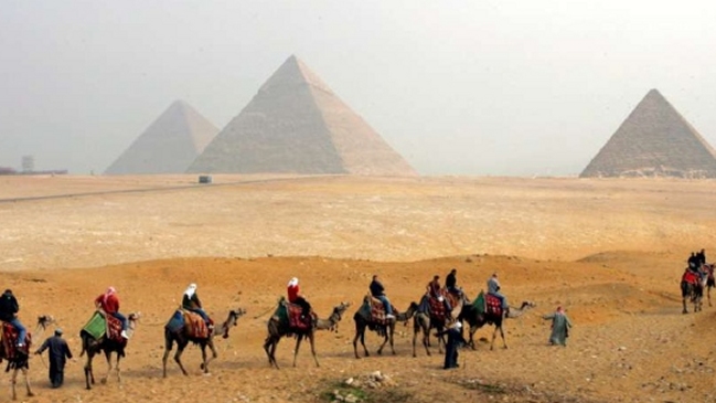 Egypt Pyramid Aurita Porn - Egipto investiga video porno grabado en las pirÃ¡mides de Guiza -  Cooperativa.cl