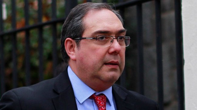 Ministerio Público formalizará este martes al senador Carlos Bianchi