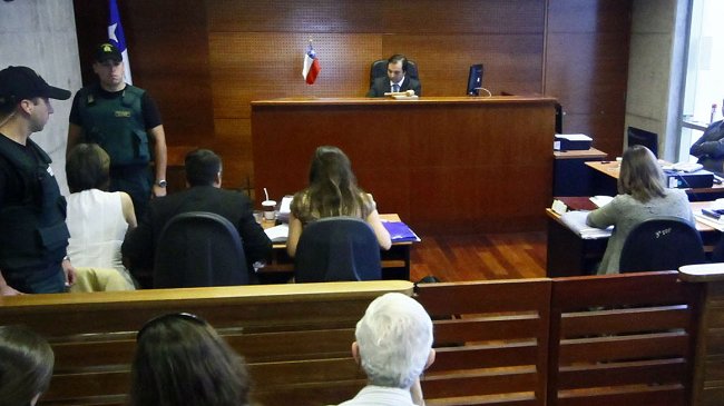 Carabinero es acusado de haber abusado sexualmente de una niña