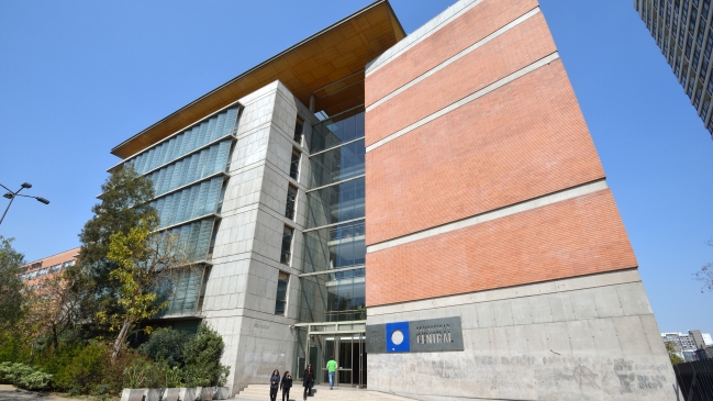 Mineduc investiga denuncia por irregularidades en Derecho de la U. Central