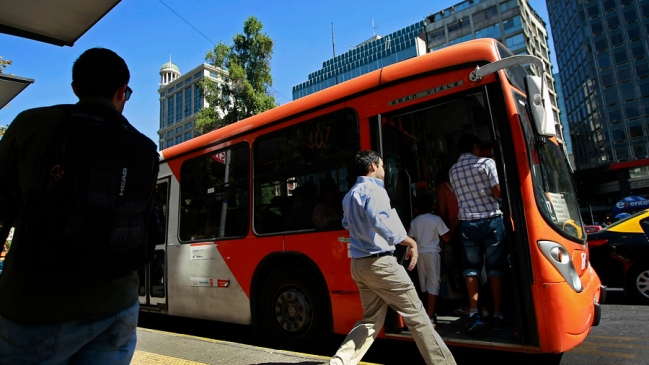 Vocero de conductores de Transantiago: Queremos una solución a largo plazo